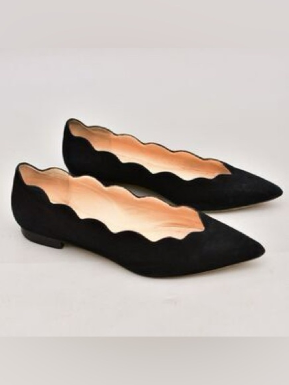Like New! Club Monaco Black Suede Pointed Toe Scalloped Ballet Flats Size 37